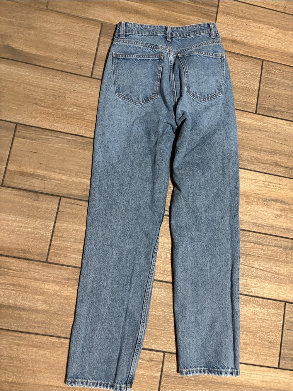 ZARA Classic High-Rise Straight Leg Jeans - Light Blue - Picture 3 of 5